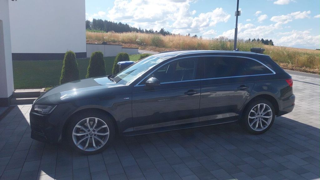 Image of Audi A4