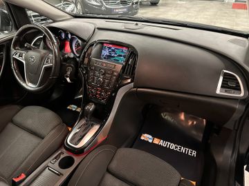 MYAUTOCENTER – Gebraucht- und Jahreswagen mit Werkstattservice in Pfaffenhofen Opel Astra J Sports Tourer Exklusiv *2. Hand*Kamera*