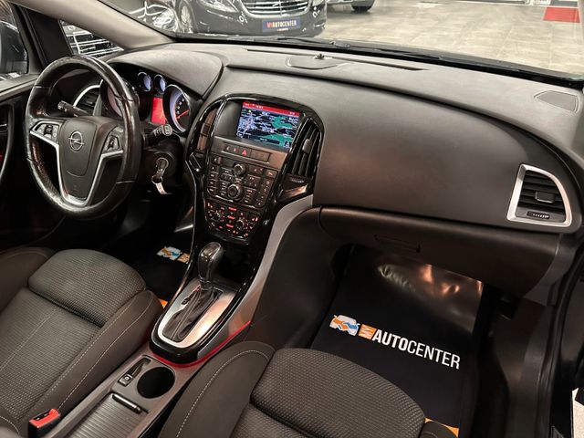 MYAUTOCENTER – Gebraucht- und Jahreswagen mit Werkstattservice in Pfaffenhofen Opel Astra J Sports Tourer Exklusiv *2. Hand*Kamera*