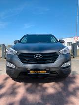 Hyundai Santa Fe Premium 4WD - TÜV/ AU NEU - Hyundai SANTA FE mit Diesel-Antrieb: Geländewagen