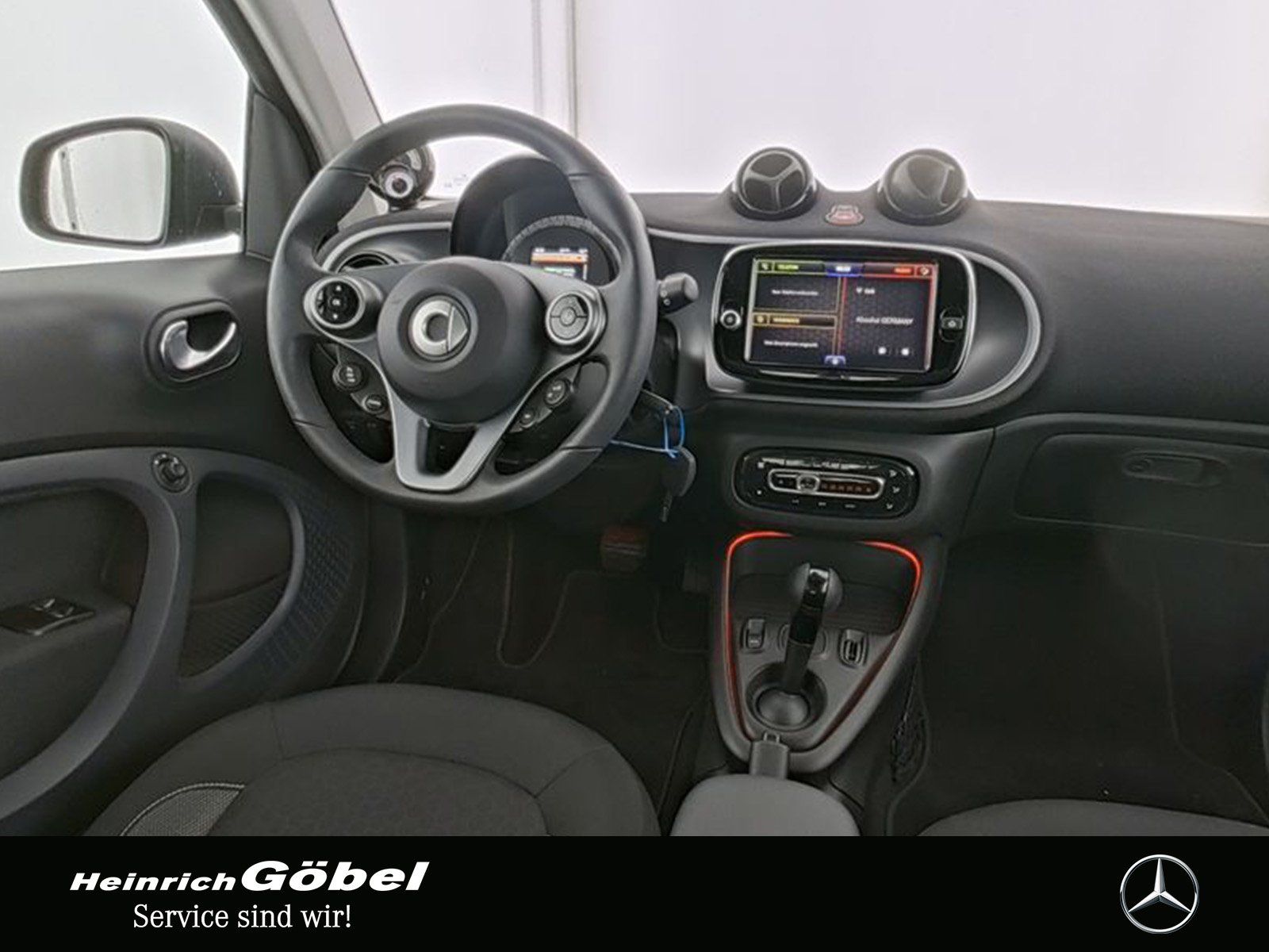 Fahrzeugabbildung Smart EQ passion 22KW+WINTER.P+ALLWETTER+LED+CARPLAY