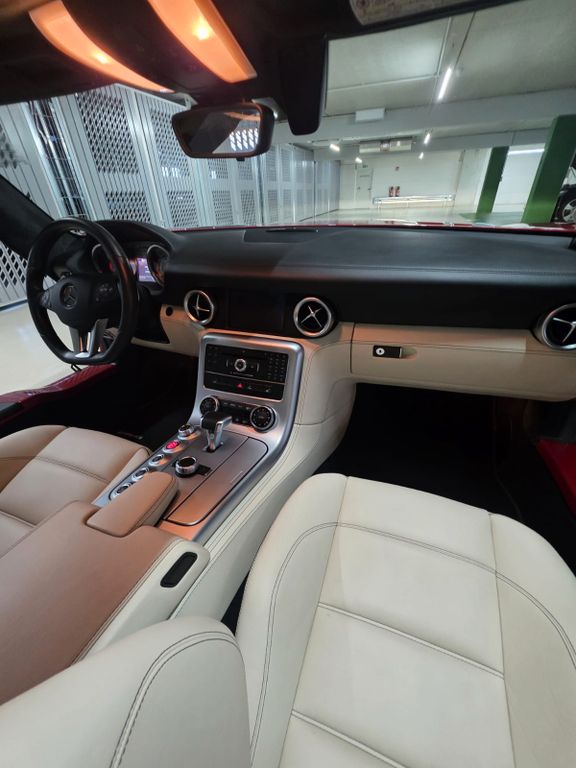 MERCEDES-BENZ SLS 2011