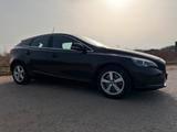 Volvo V40 D3 Momentum Business 150PS 5-Zylinder Diesel - Volvo aus 2015