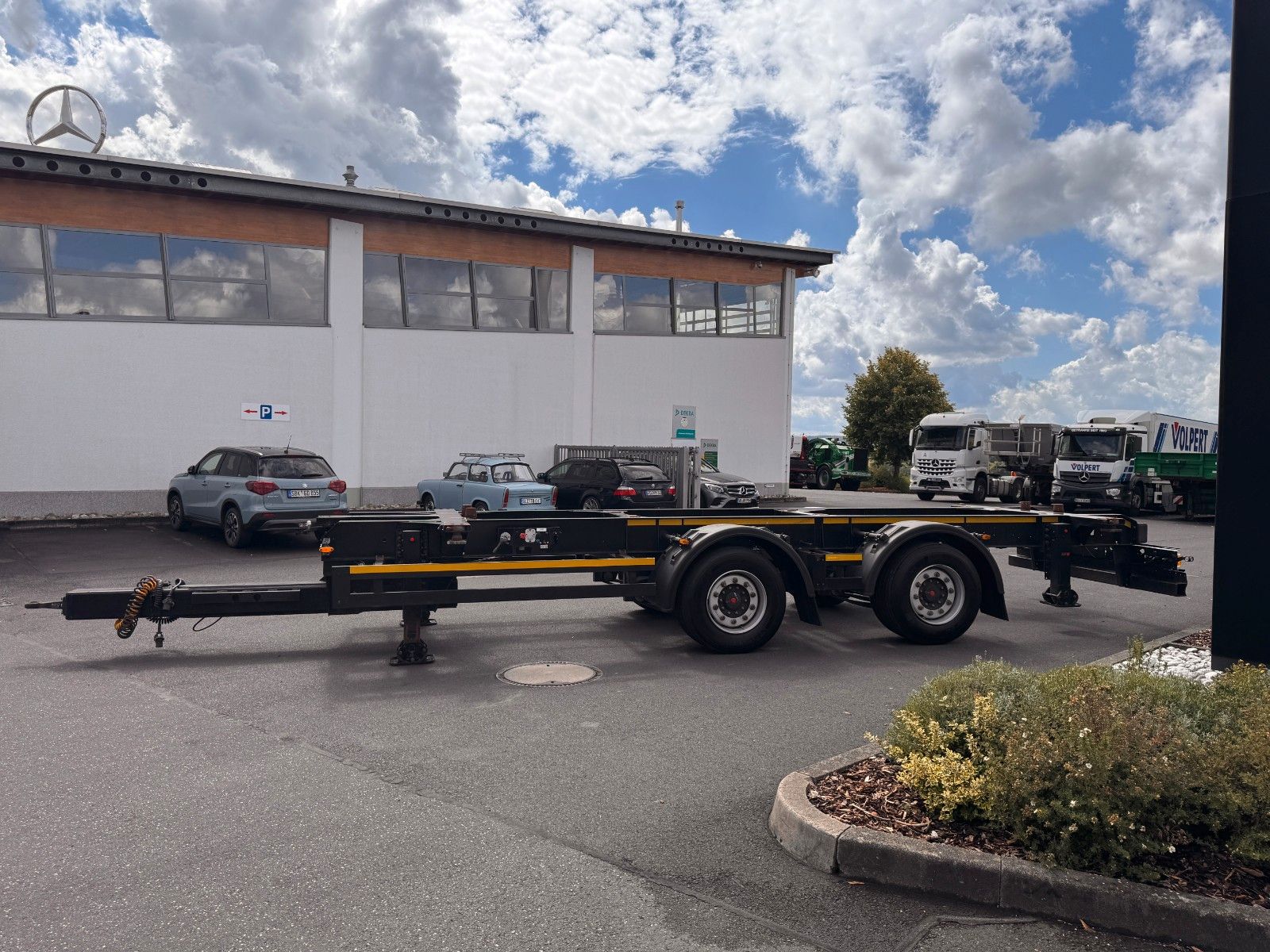 Fahrzeugabbildung Kögel ZW 18 Lafette SAF Achsen 15.910kg Nutzlast