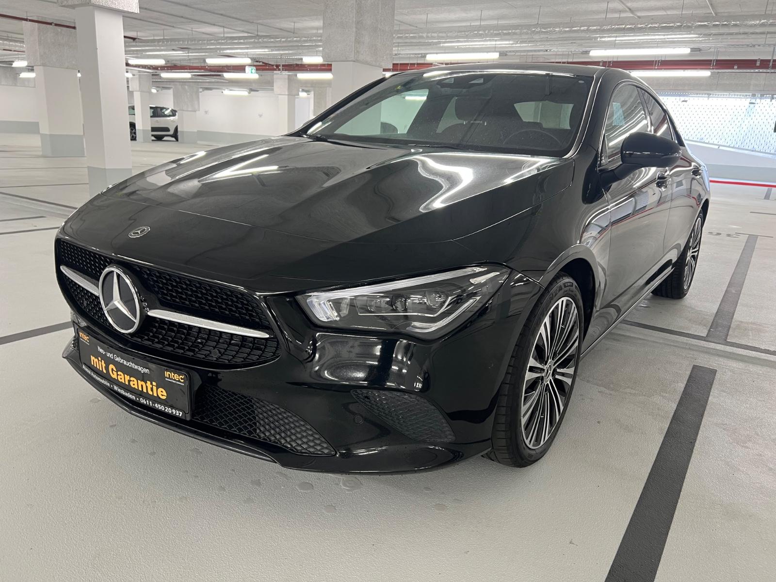Mercedes-Benz CLA 250~Night-Paket~