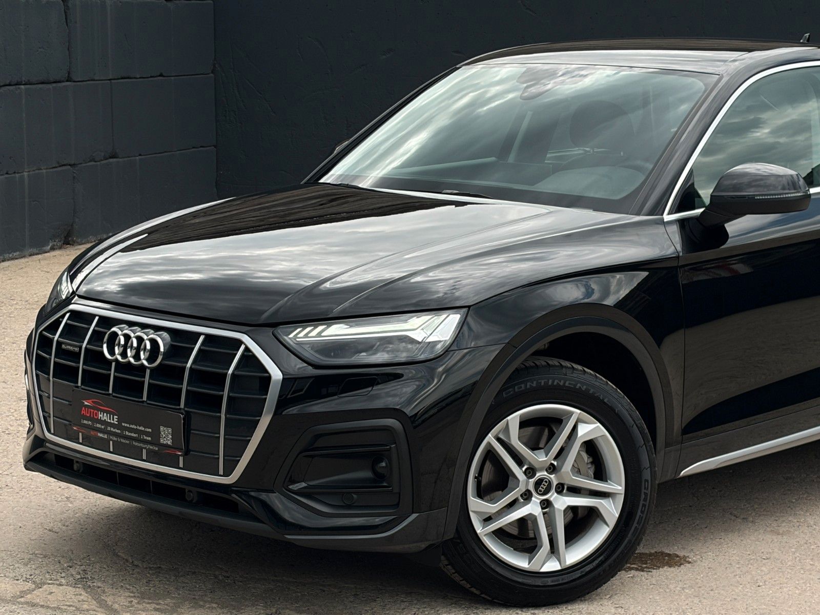 Fahrzeugabbildung Audi Q5 Sportback 40 TFSI quattro advan. AHK Matrix
