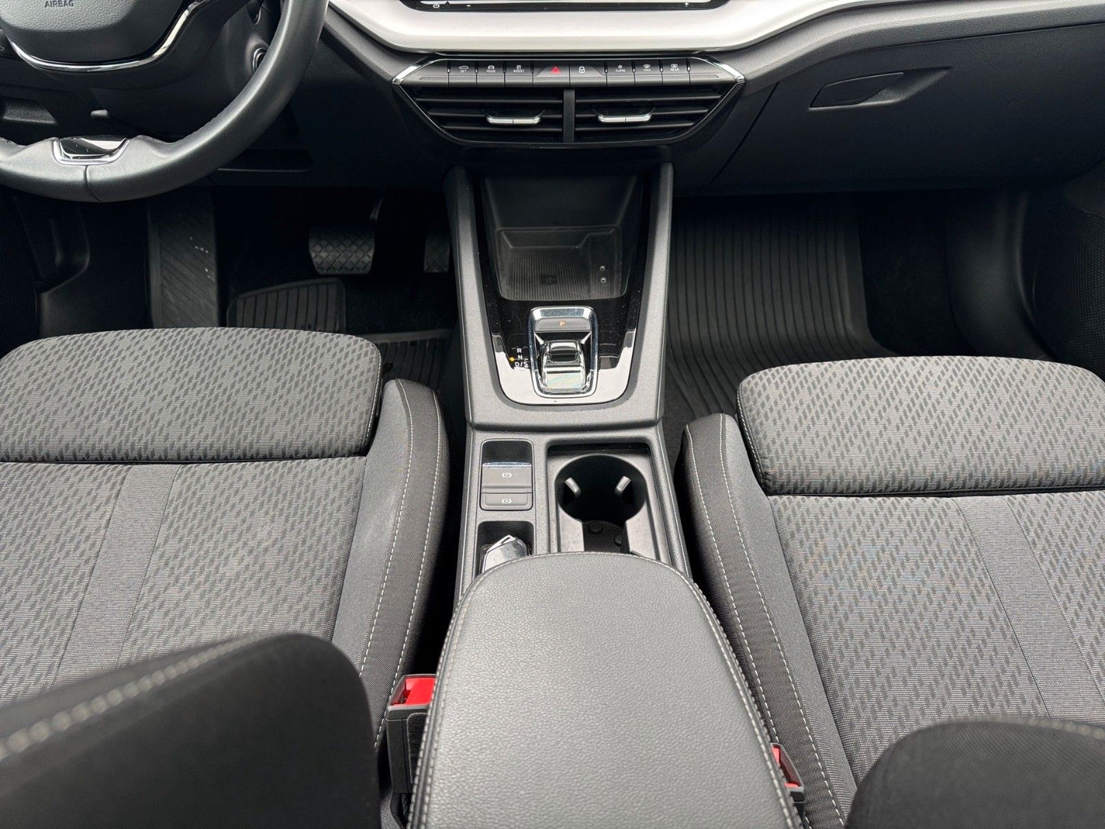 Fahrzeugabbildung SKODA Octavia Combi Ambition Clever 2.0 TDI