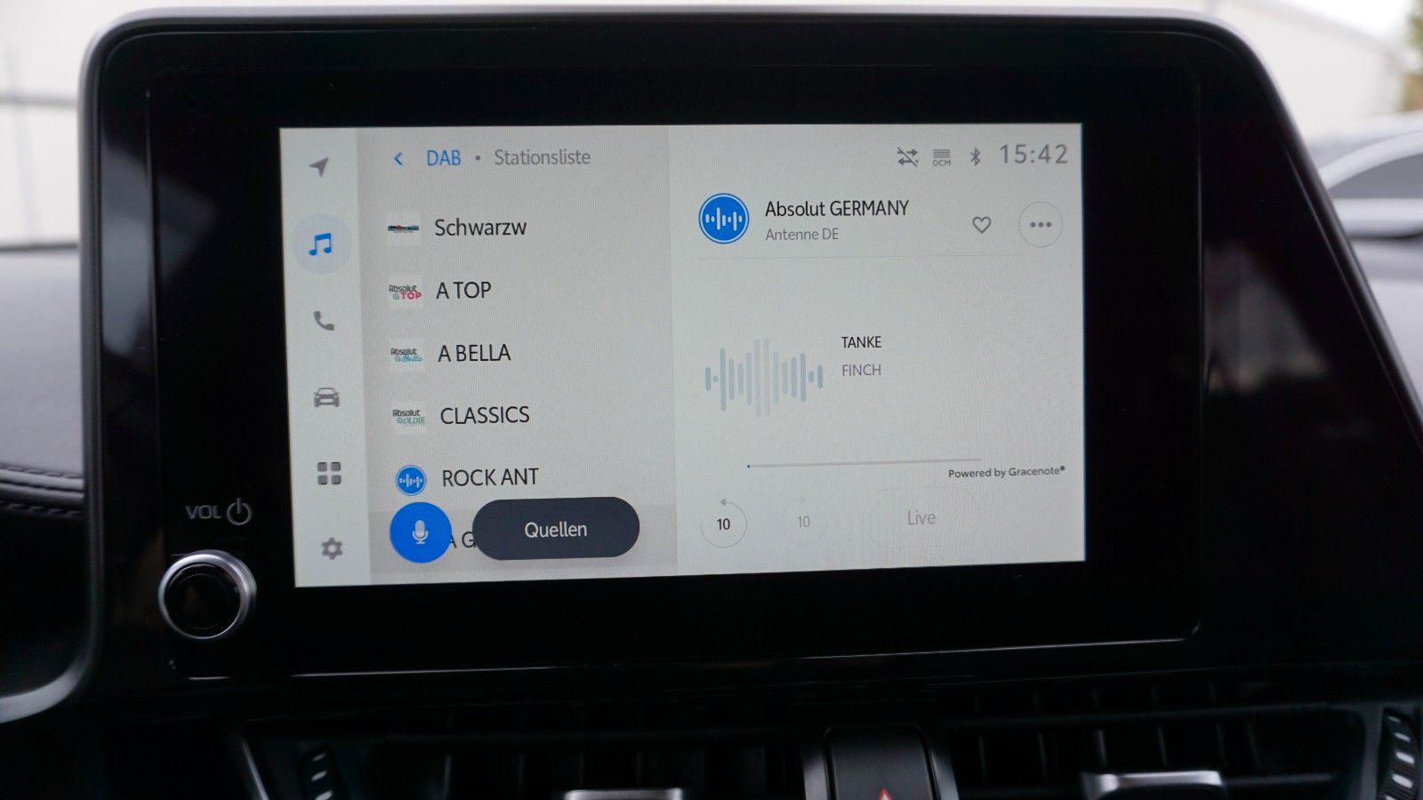 Fahrzeugabbildung Toyota C-HR Hybrid Team DE, Navi,Keyless,ACC,LED,Kamera
