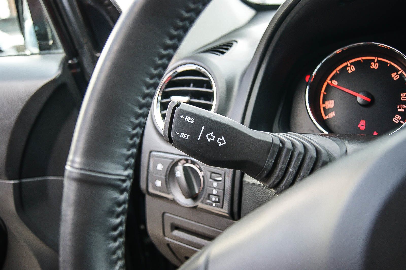 Fahrzeugabbildung Opel Antara 2.0 CDTi 4x4 170PS EDITION EURO6 NAVI PDC