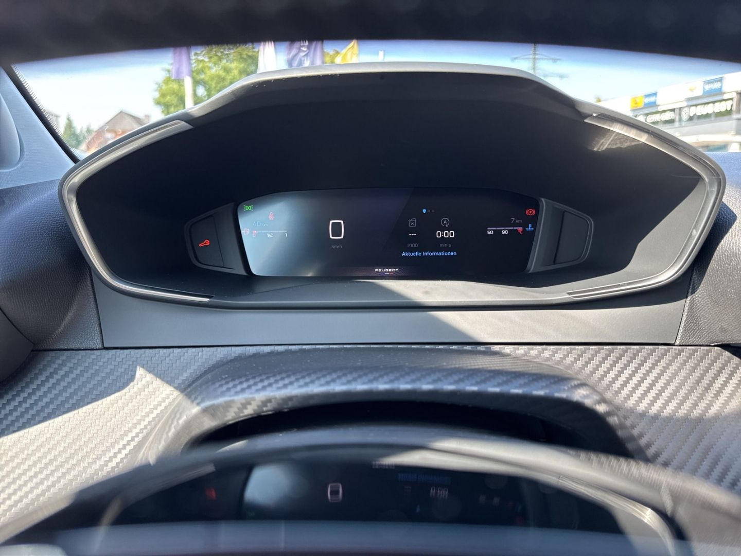 Peugeot 208 - Bild 12