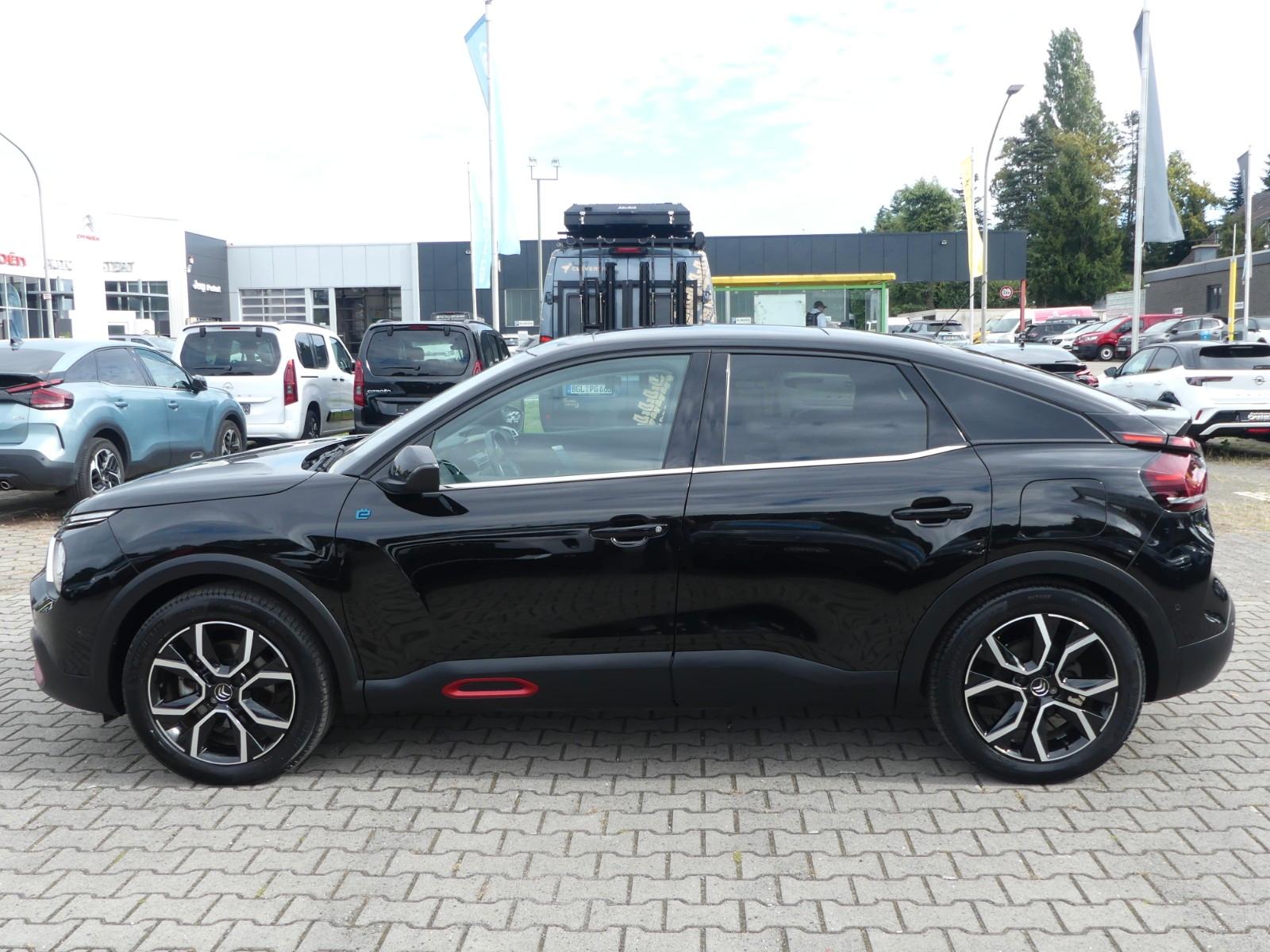 Citroën ë-C4 Shine 136 inkl. Winterkompletträder