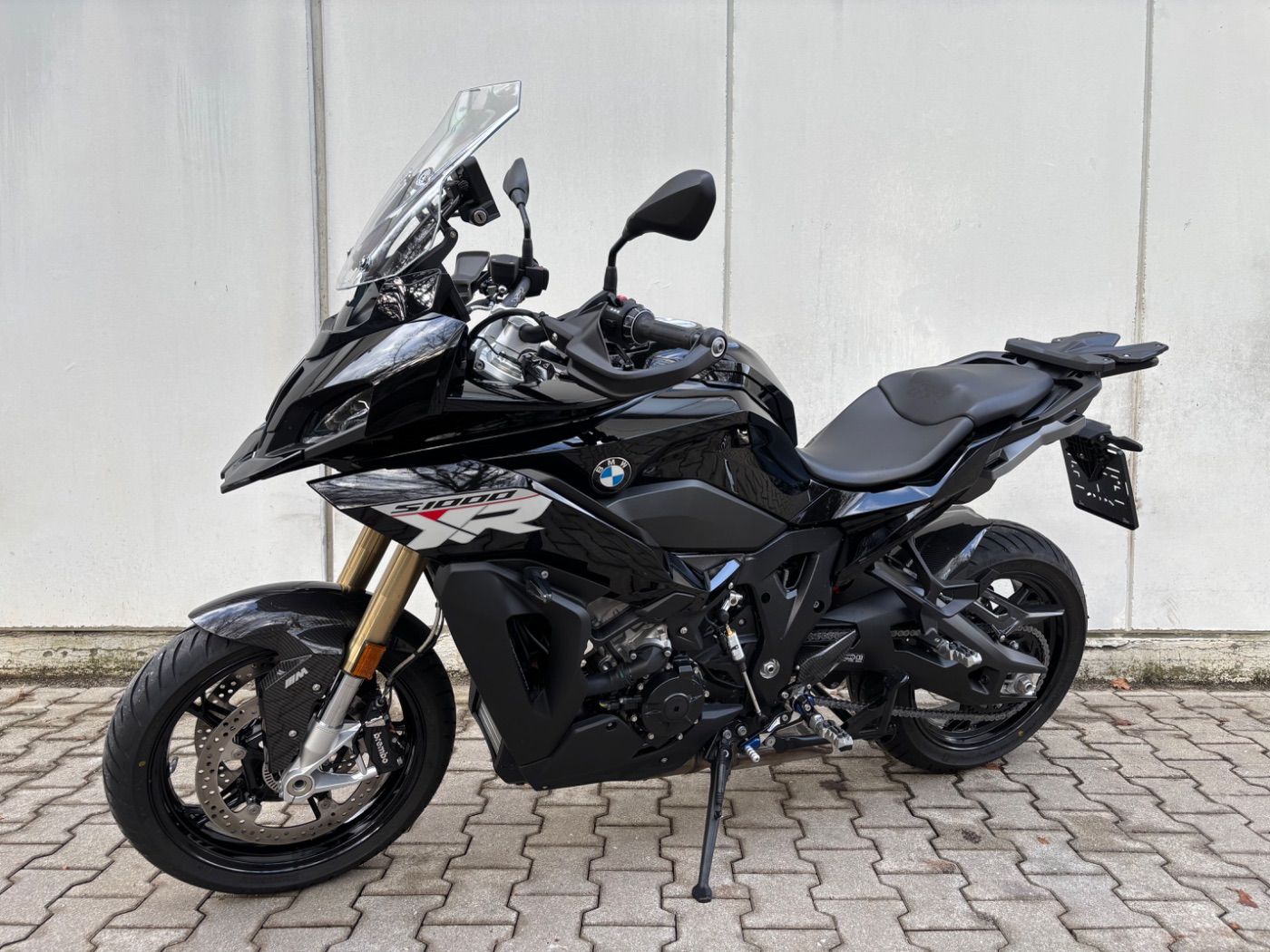 Fahrzeugabbildung BMW S 1000 XR 4 Pakete Tieferlegung Carbon Frästeile