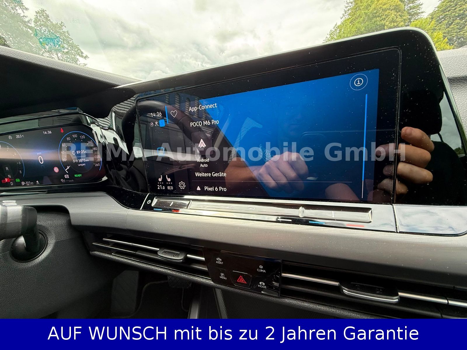 Fahrzeugabbildung Volkswagen Golf VIII Lim. Style eHybrid, ACC, LED, AHK