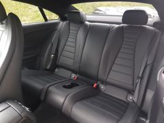 Fahrzeugabbildung Mercedes-Benz E 400d Coupe 4Matic AMG-Line Navi LED RFK ACC