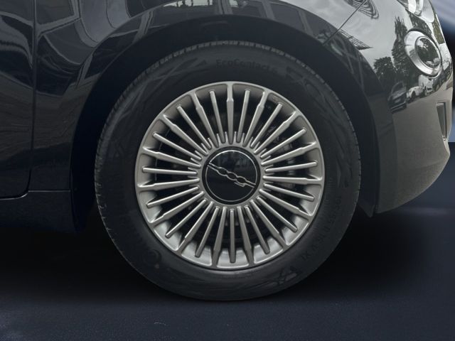 500e Cabrio Style Paket 42 kWh Klimaautomatik GR
