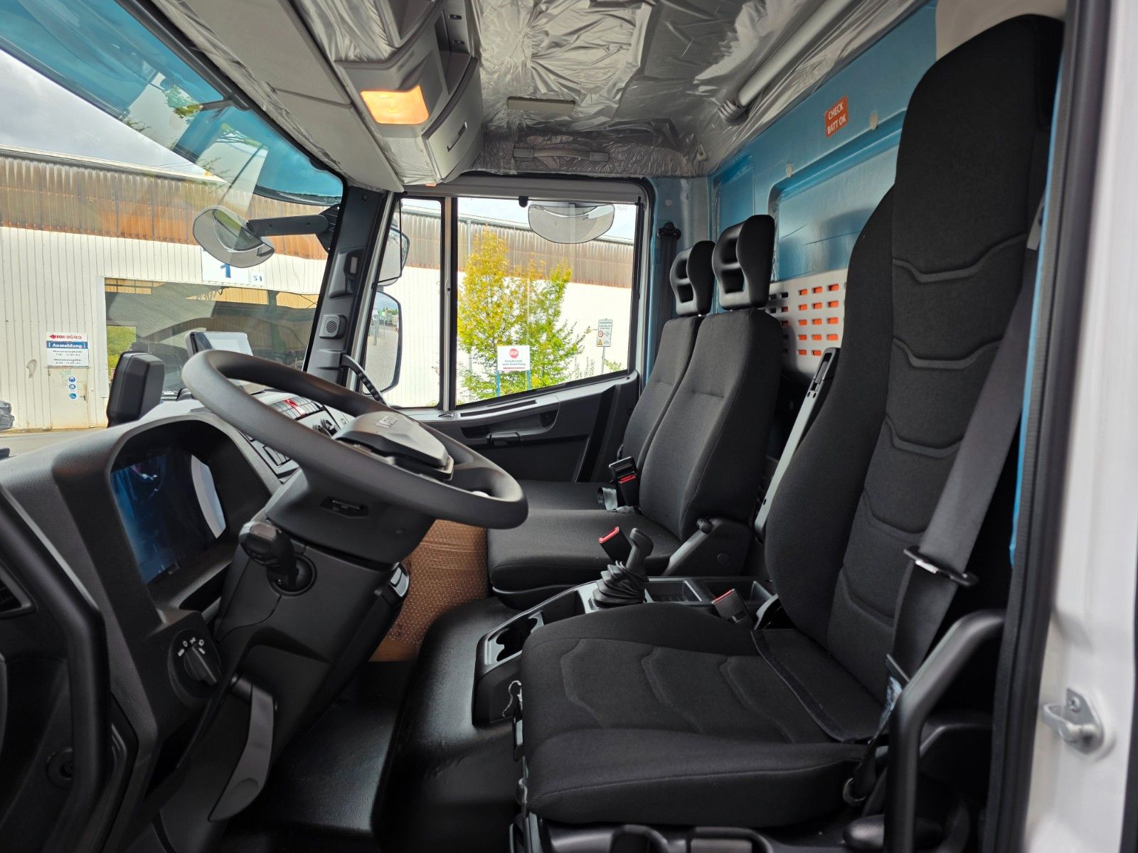 Fahrzeugabbildung Iveco Eurocargo ML75E19/P LBW 1.000kg 3 Sitze Klima