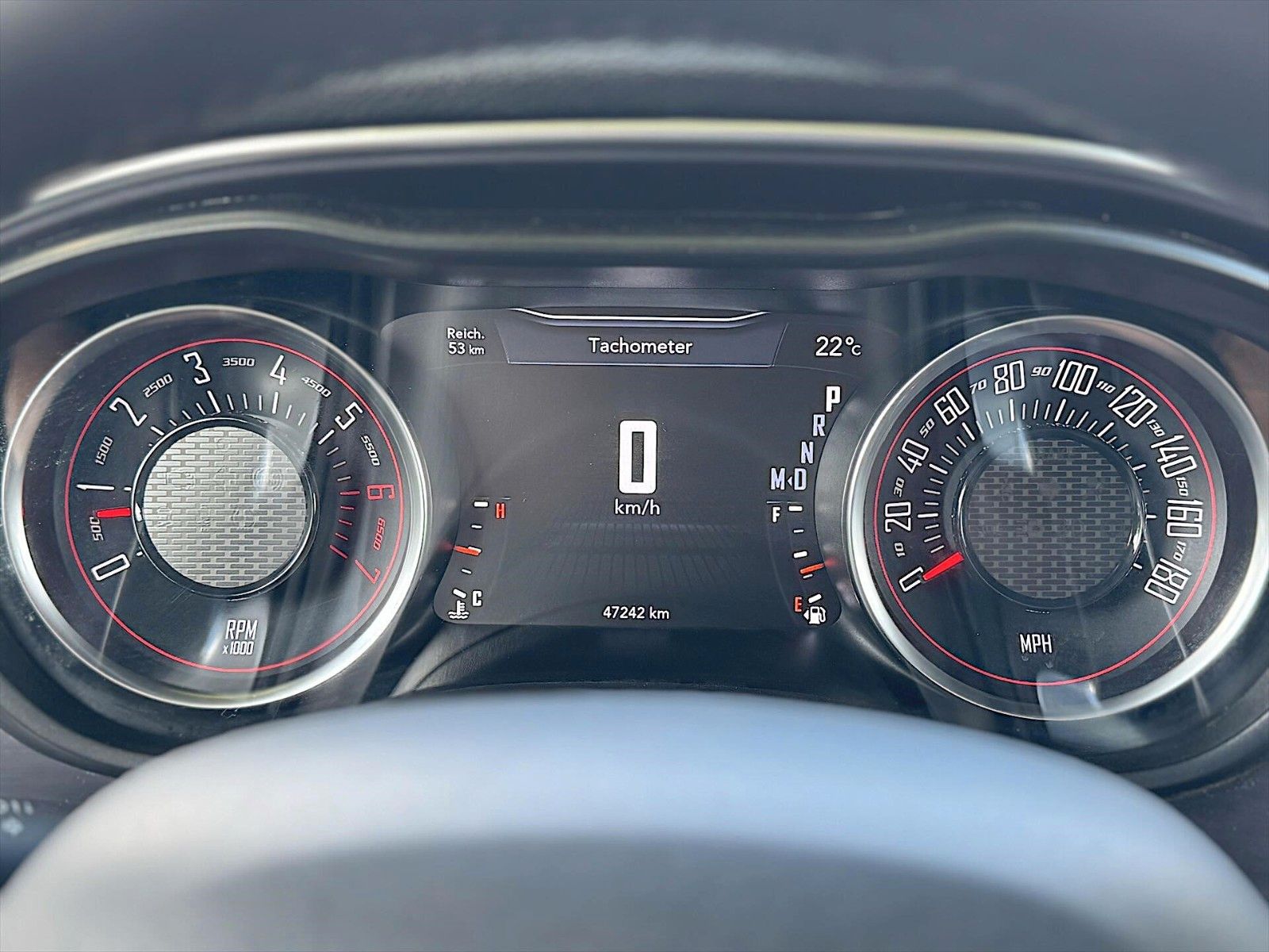 Fahrzeugabbildung Dodge Challenger 6.4 V8 SRT 392 SCAT PACK Performance