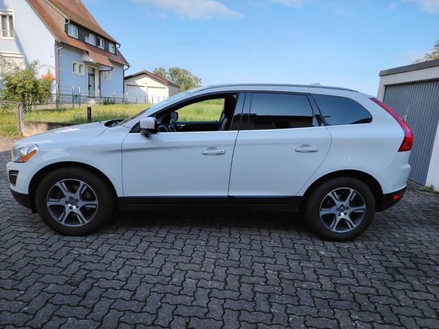 Volvo XC60 D5 AWD Geartronic Summum Summum