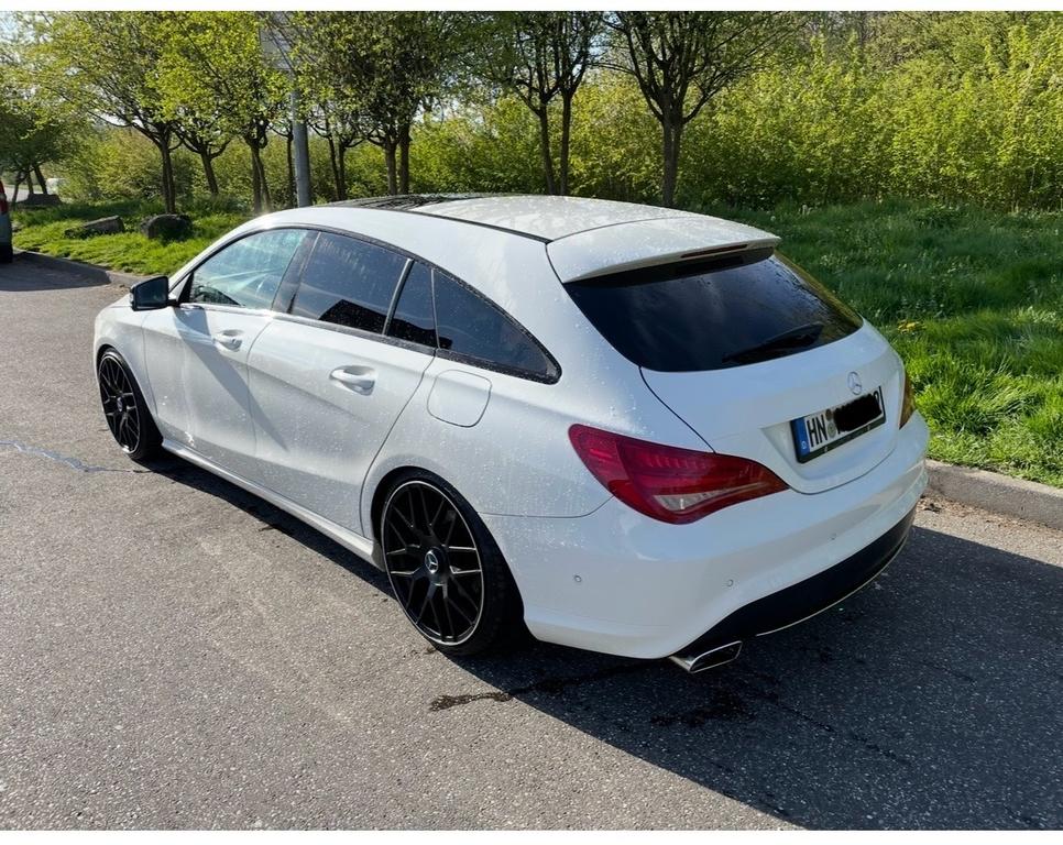 Mercedes-Benz CLA 220 Shooting Brake