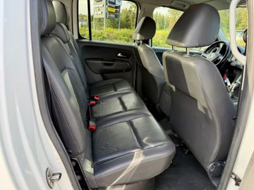 Volkswagen Amarok - 12