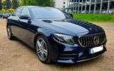 Mercedes-Benz E350 AMG Line/299 PS/blau Metallic/45.000 km - mit Benzin-Antrieb: Blau, Limousine, mit Klimaanlage, Metallic