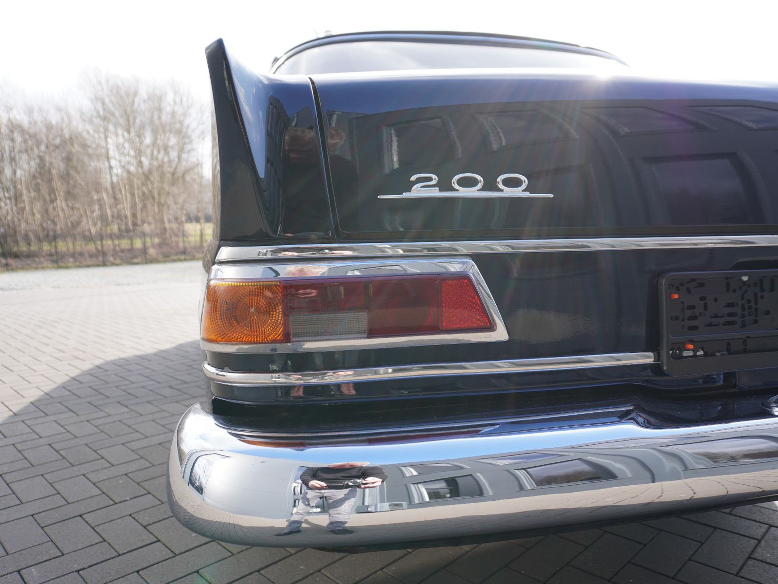 Fahrzeugabbildung Mercedes-Benz 200