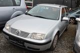 Volkswagen Bora 1.6Basis Variant* *!! Händler / Export !! - Volkswagen Bora in Frankfurt (Main)