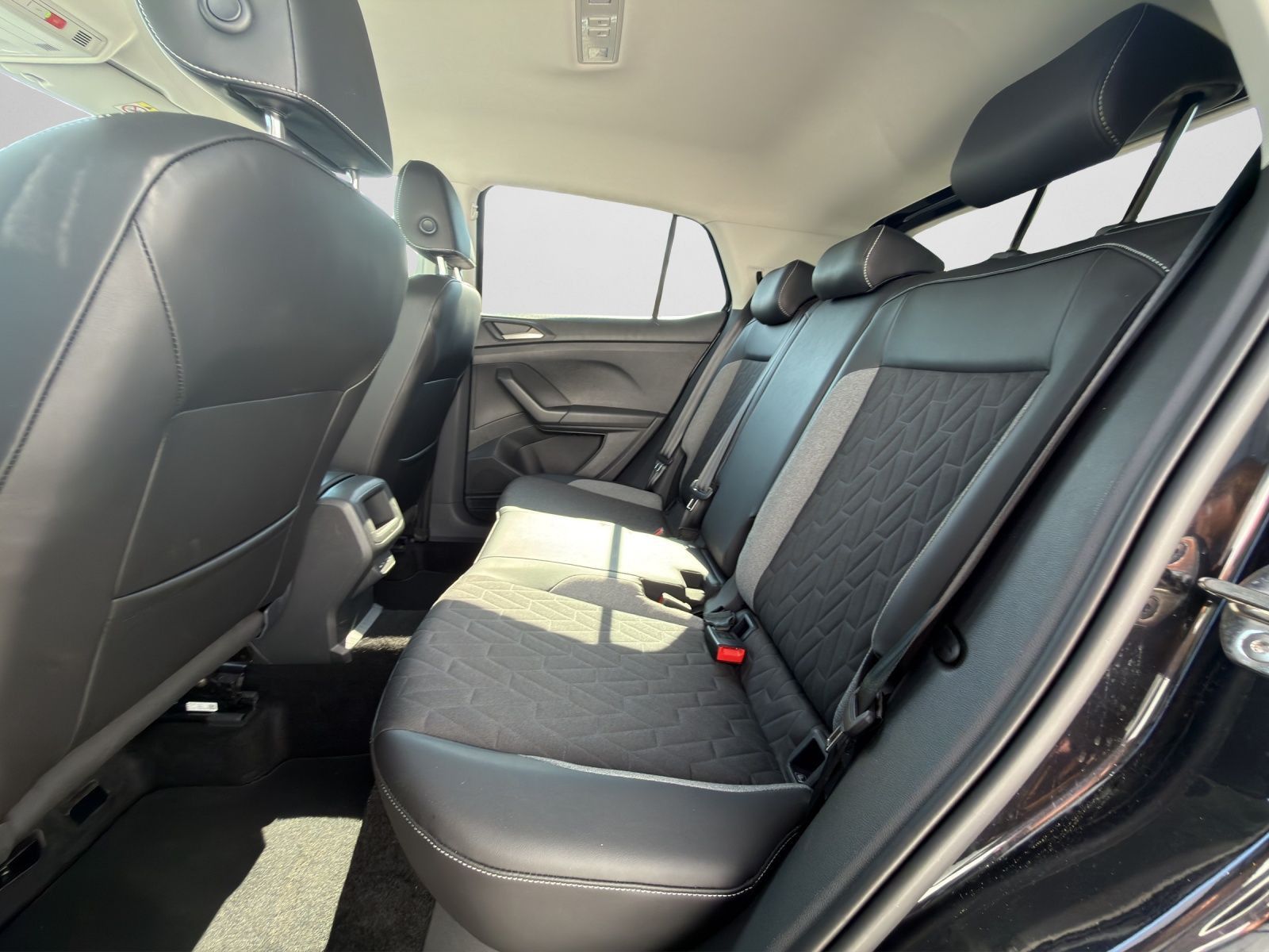 Volkswagen T-Cross - Bild 15
