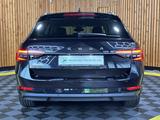 Skoda Superb Combi TDI DSG *Navi*ACC*Virtual*Leder*LED - Skoda Superb: Dsg