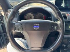Fahrzeugabbildung Volvo S40 T5 Momentum *BLICKFANG* *TUNING*