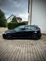 Volkswagen Golf 5 GTI Edition 30 DSG - Volkswagen Golf mit Benzin-Antrieb: Limousine, V Edition GTI 30