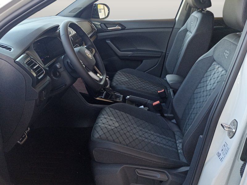 Fahrzeugabbildung Volkswagen T-Cross 1.5 TSI R-Line DSG  AHK+ACC+NAVI+MATRIX-