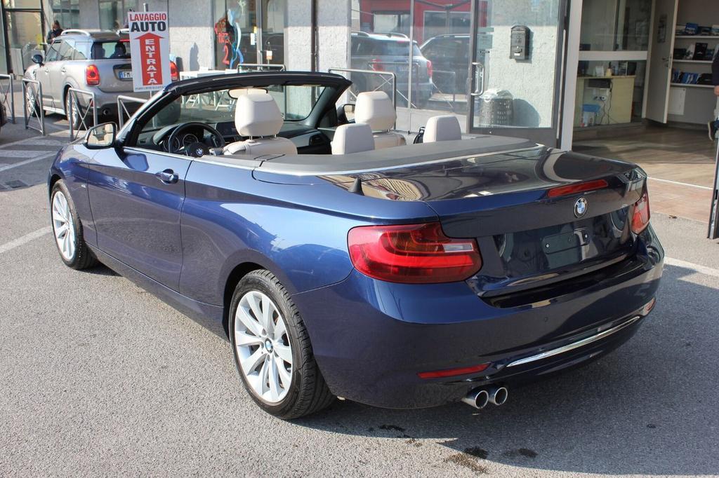 BMW 220