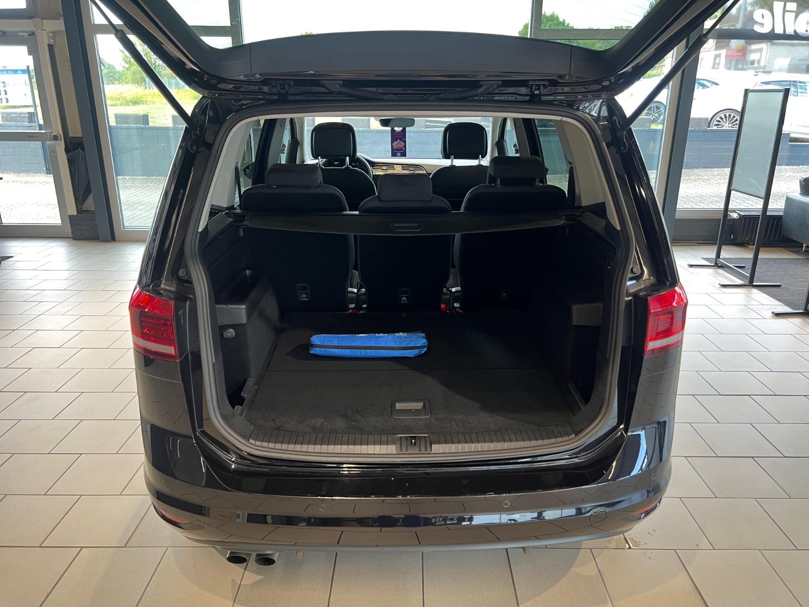 Volkswagen Touran Highline*ALCANTARA*PANO*AHK