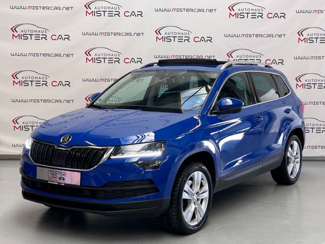 Skoda Karoq Style 4x4 DSG PANO/LED/AHK/KAM/Navi/1Hand