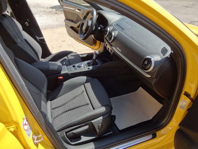 Fahrzeugabbildung Audi A3 Limousine sport/Virtual/Navi/AHK/61.500Km