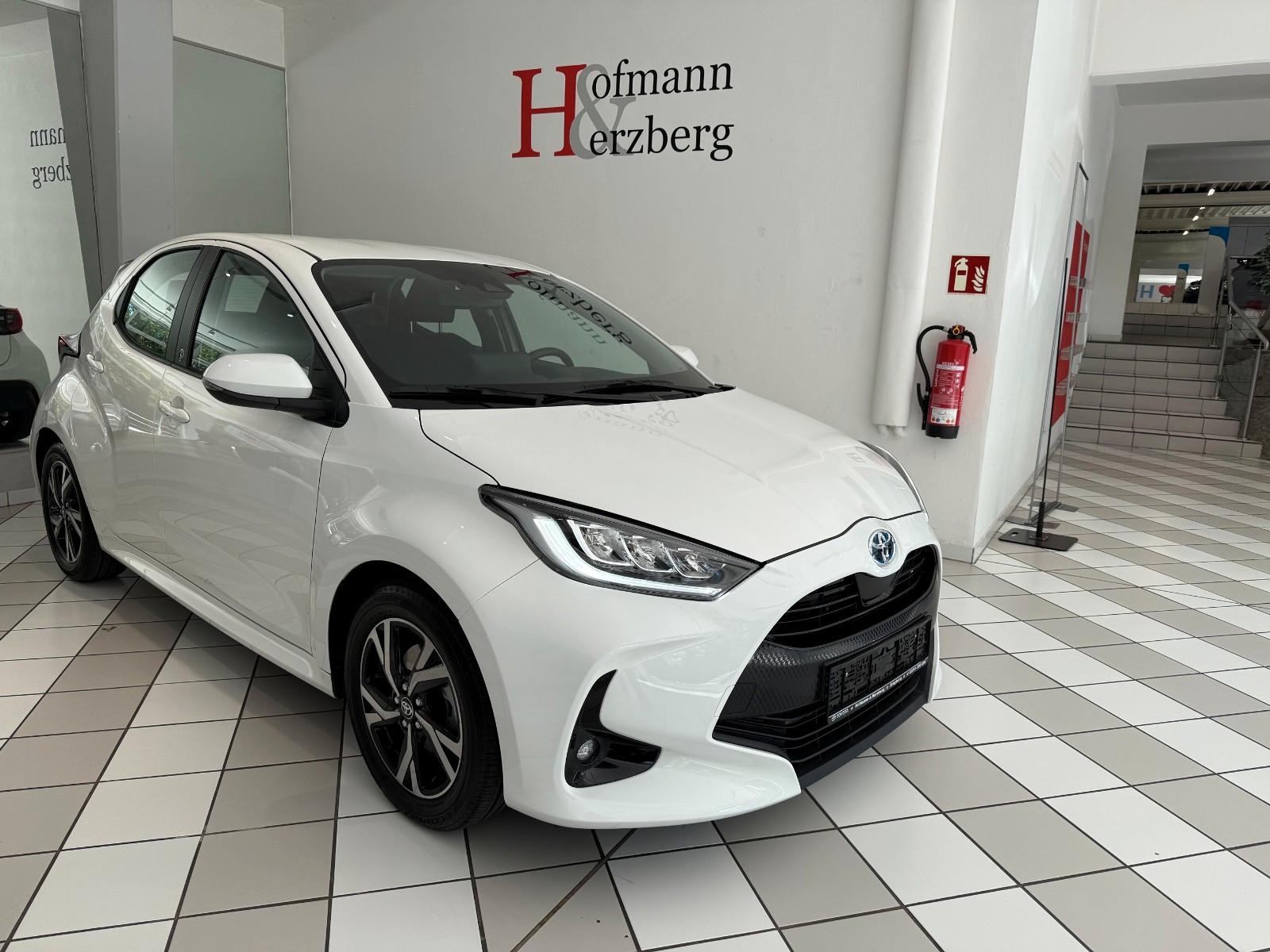 Toyota Yaris Hybrid Team Deutschland