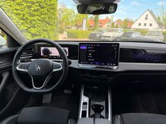 VW Passat Variant Elegance/ IQ DRIVE/ Apple CarPlay