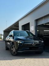 Mercedes-Benz EQA 250 - AMG Styling umfangreiche SA - mit Elektro-Antrieb: Schwarz, Schiebedach, Geländewagen