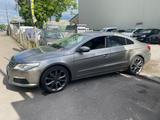 Volkswagen Passat CC *Leder/"19"/NAVI* - VW Passat Gebrauchtwagen in Freiburg