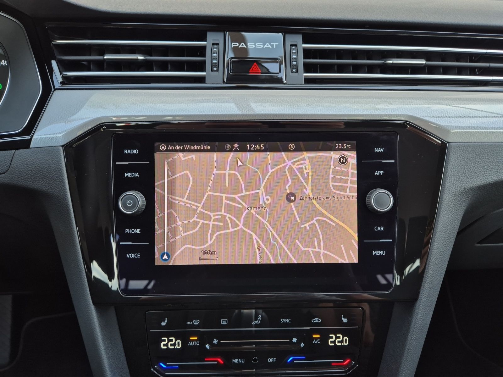 Fahrzeugabbildung Volkswagen Passat Variant TDI Business DSG Matrix Navi ACC