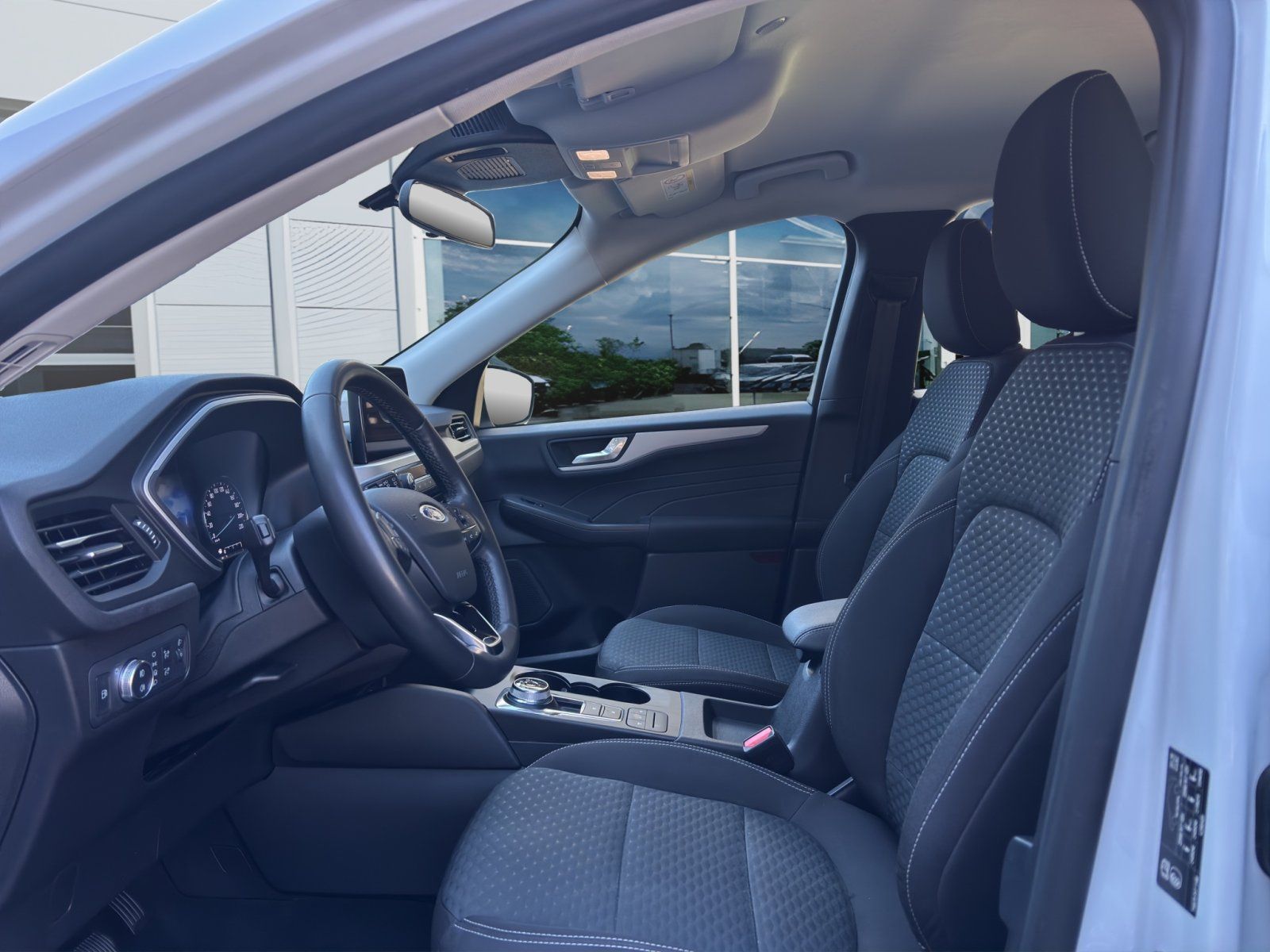 Fahrzeugabbildung Ford Kuga Plug-In Hybrid Cool & Connect