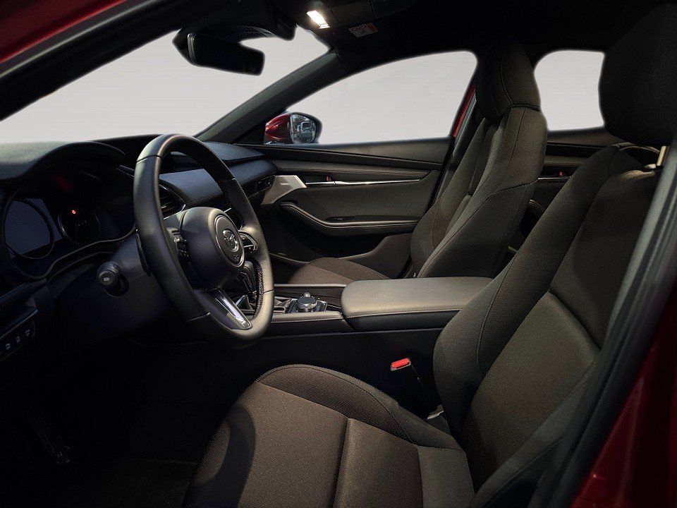 Fahrzeugabbildung Mazda 3 2.0i X 186PS A/T Exclusive