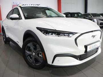 Ford Mustang Mach-E BANG & OLUFSEN / VIRTUAL COCKPIT