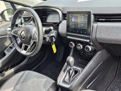 Fahrzeugabbildung Clio V Evolution 1.6 E-TECH Hybrid 145 EU6e