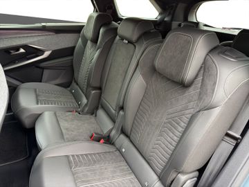 Peugeot 5008 GT Long Range 230 7-Sitzer+AHK