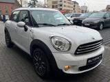 MINI Cooper D Countryman - MINI Cooper D Countryman: Limousine