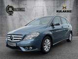 Mercedes-Benz B 200 BlueEfficiency*NAVI*PDC*SHZ*ASSIST*LED* - Mercedes-Benz B 200 mit Benzin-Antrieb: Limousine, Automatik
