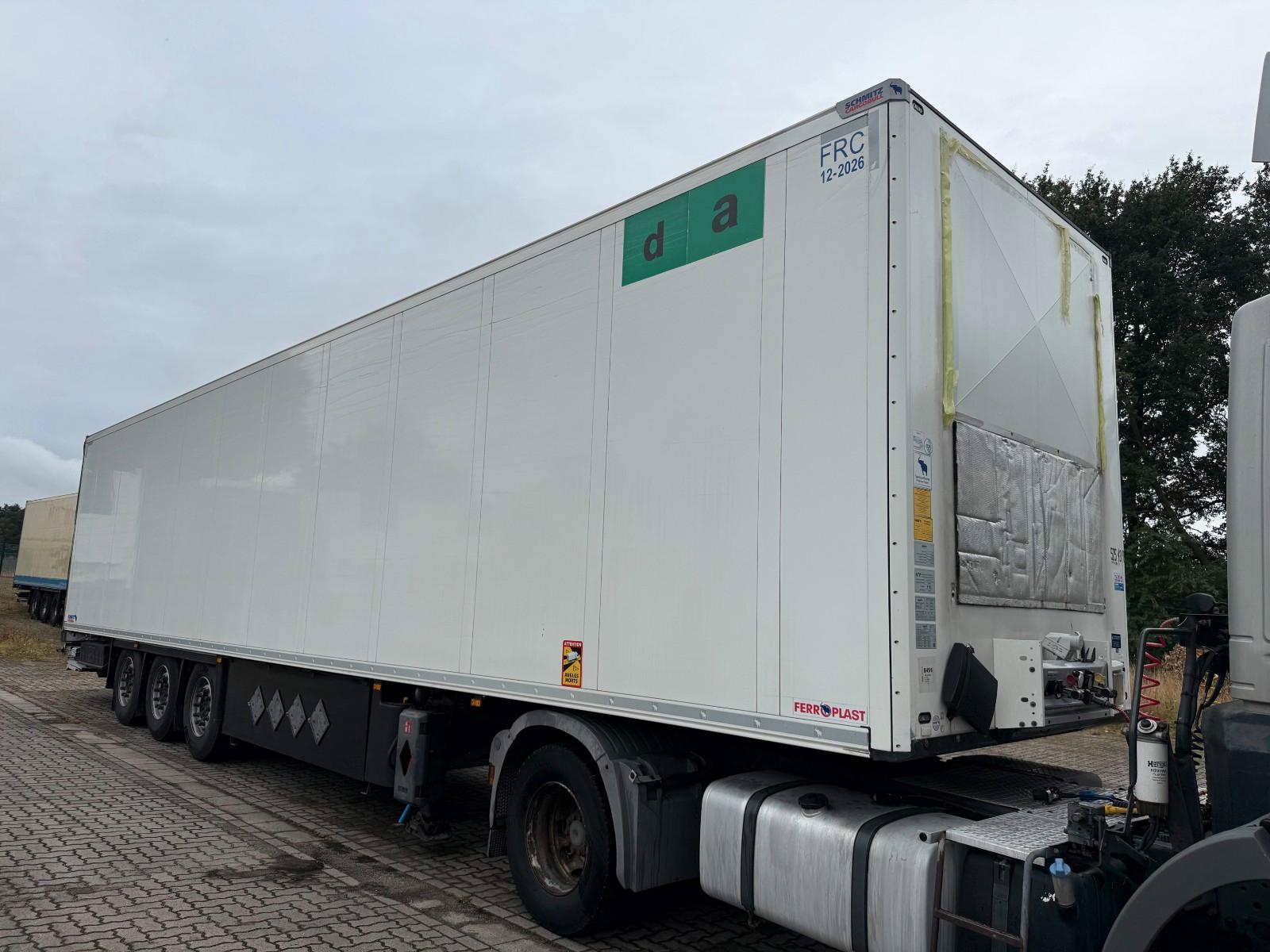 Schmitz Cargobull SKO 24 FP 45 2xLiftachse Doppelst.
