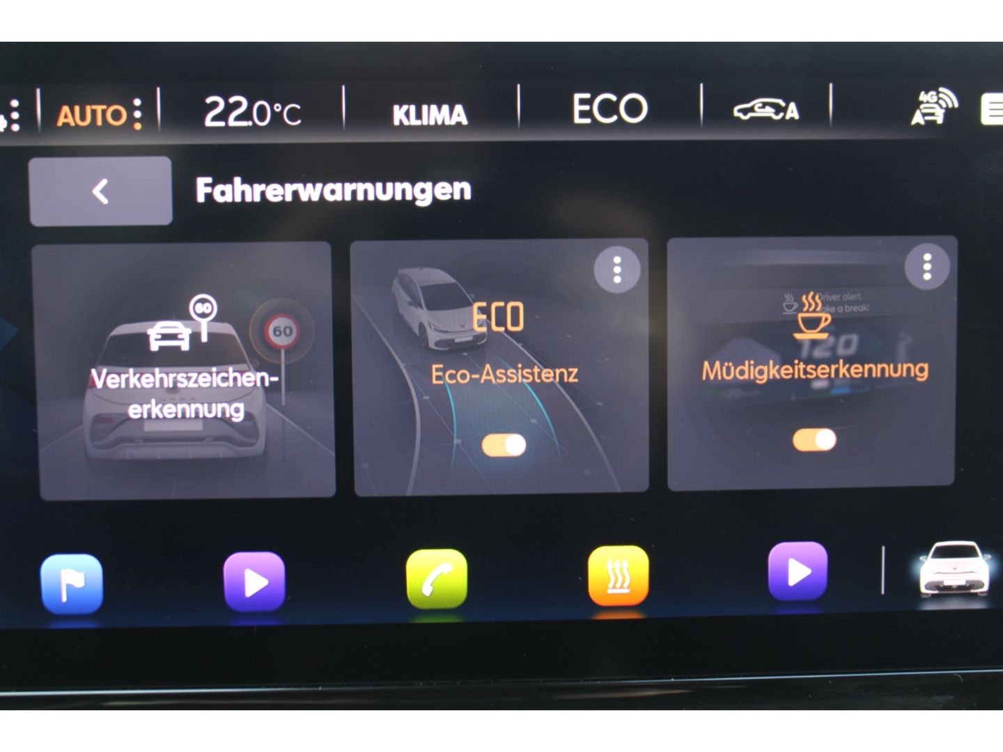 Fahrzeugabbildung CUPRA Born 170 kW LED GRA RFK Navi PDC vo+hi GJR SHZg